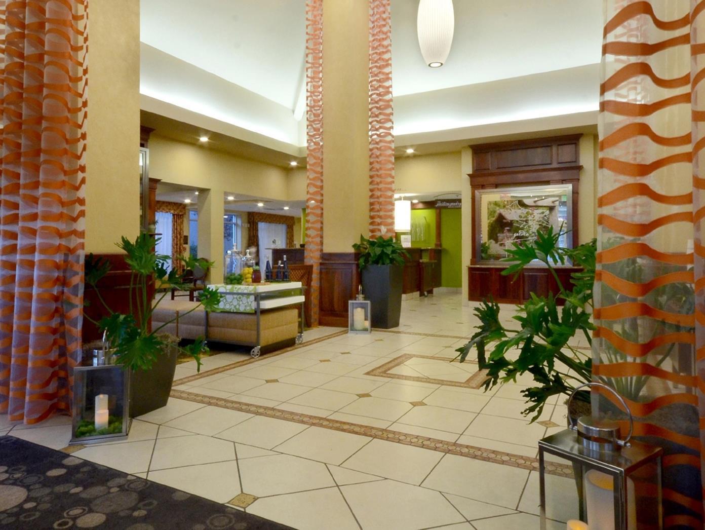 Hilton Garden Inn Greensboro Bagian luar foto