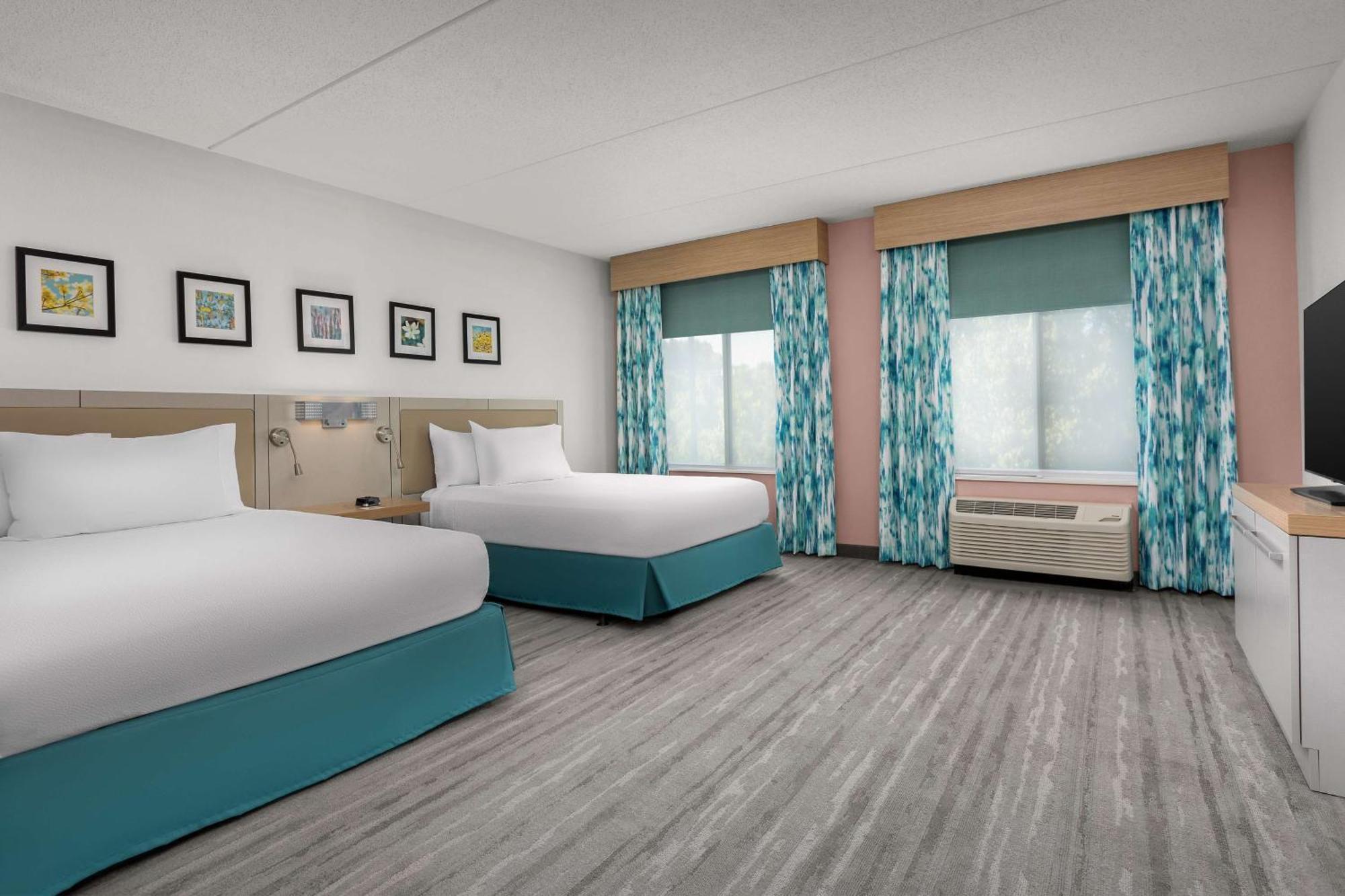 Hilton Garden Inn Greensboro Bagian luar foto