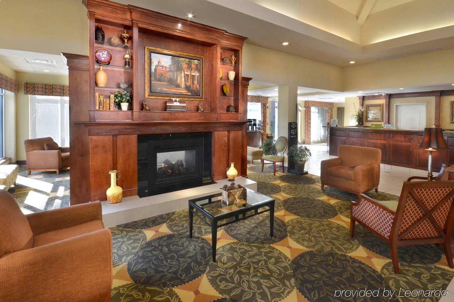 Hilton Garden Inn Greensboro Bagian luar foto